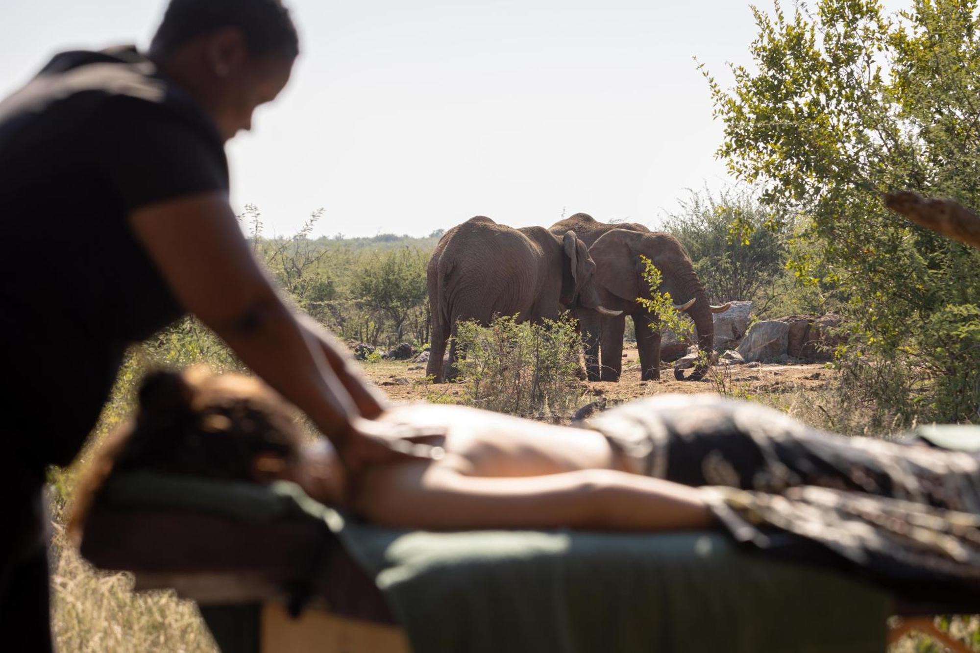 Rhulani Safari Lodge Madikwe Game Reserve Exterior photo